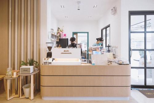 ร้านค้า, ที-เบิร์ด แกรนด์ โฮเทล ตรัง (T-Bird Grand Hotel Trang) in ตรัง