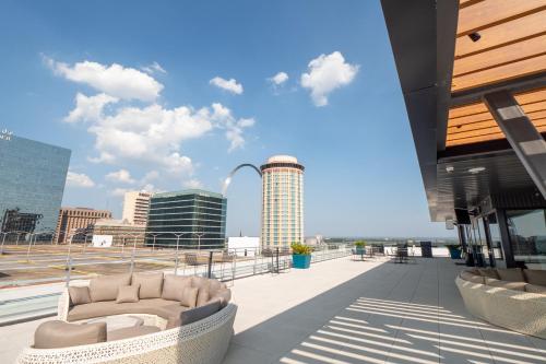 Ballpark Luxury Loft steps from Arch - Apartment - Saint Louis