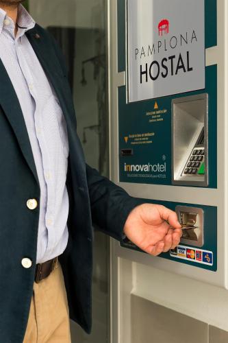 Hostal Pamplona - image 10