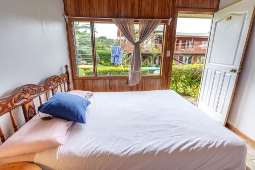 2 double beds