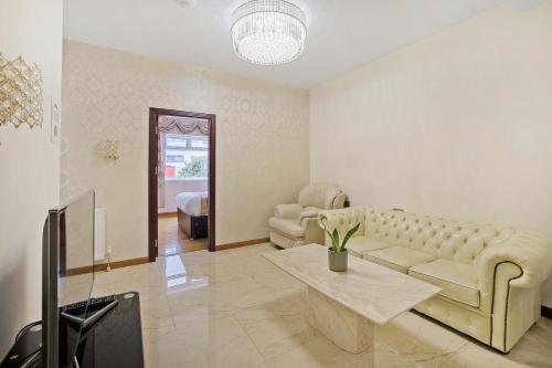 Luxury Oceana Apartment, Central City Centre, Newly Refurbished 5