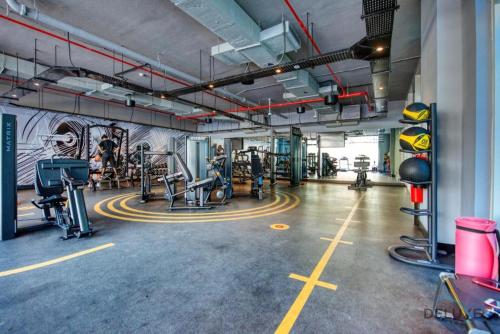 Studio With Best View Of Dubai - image 12