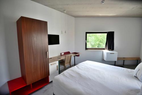 Hôtel Belvue - image 5