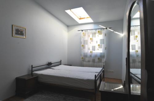 Old Town Sky Apartment 4