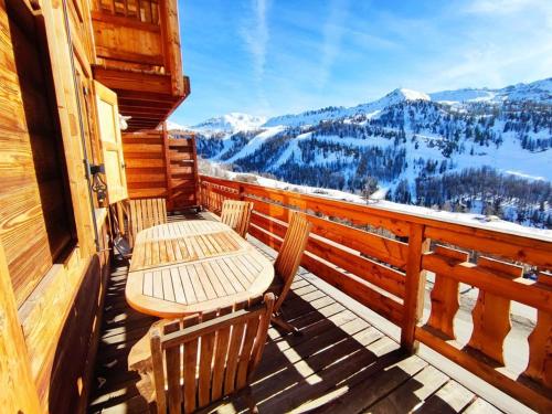 Chalet haut de gamme à Isola 2000, proximité pistes, 6 couchages, Wi-Fi inclus - FR-1-292-193 (Chalet haut de gamme a Isola 2000, proximite pistes, 6 couchages, Wi-Fi inclus - FR-1-292-193) in อีโซลา