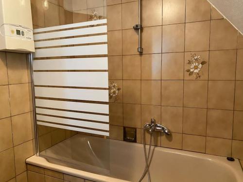 Märchenhafte FeWo White auf dem Berg im Sauerland Märchenhafte FeWo White auf dem Berg im Sauerland