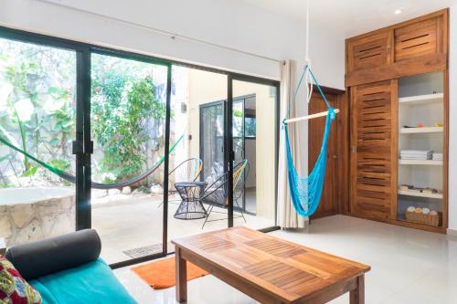 Stay in the Heart of Tulum l best location in Town