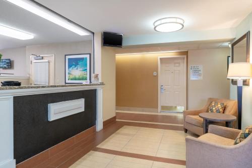 Candlewood Suites Washington-Dulles Herndon, an IHG Hotel