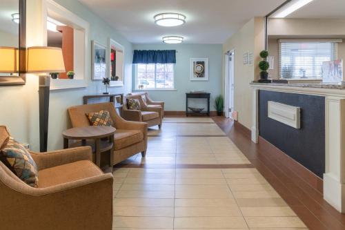 Candlewood Suites Washington-Dulles Herndon, an IHG Hotel