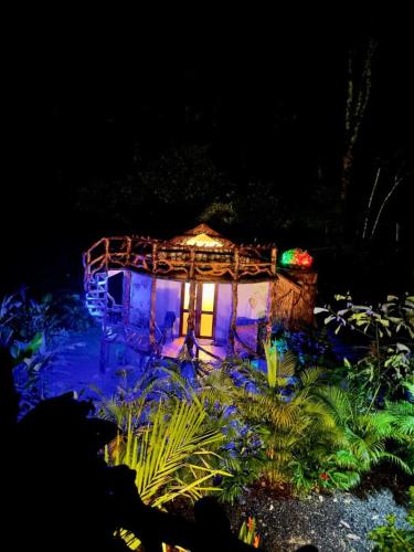 El Valle Mineral Springs in San Gerardo