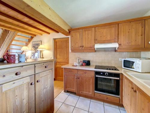 Appartement spacieux et confortable Au pied des pistes Balcon Sauna Cheminee - FR-1-344-725 near La Fondue Val Thorens