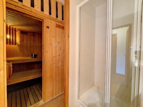 Appartement spacieux et confortable Au pied des pistes Balcon Sauna Cheminee - FR-1-344-725 near La Fondue Val Thorens