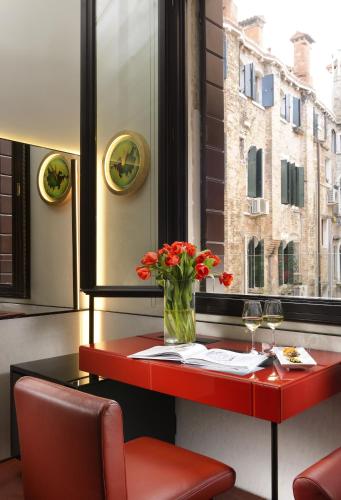 Hotel L'Orologio - image 13