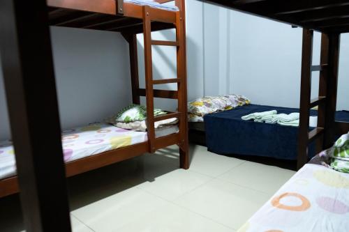 4 bunk beds