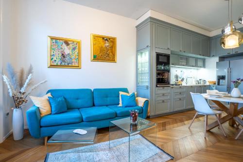 Downtown Luxury Retreat Room Type - One-Bedroom Apartment