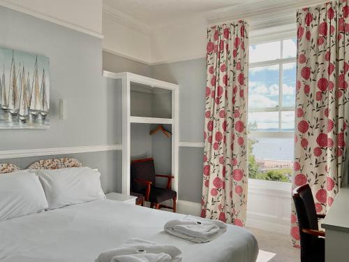1 double bed