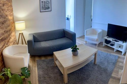 F5 entier, chaleureux avec balcon, 30min de Paris - Location saisonnière - Cergy