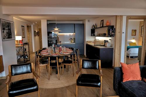 Klochette - Charme et Famille, Appartement 5 étoiles dans Chalet Récent à Villard-Reculas