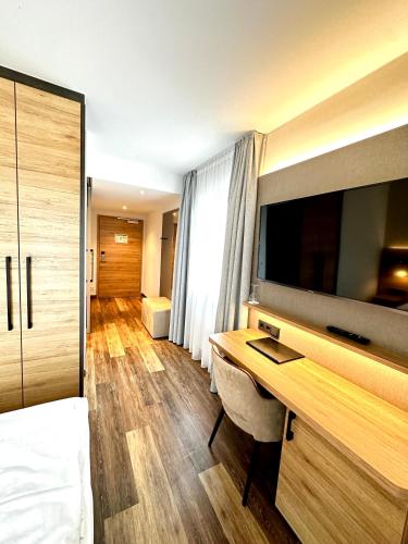 1 twin bed