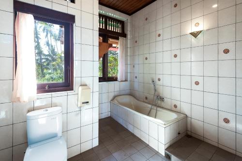 room detail thumbnail 2