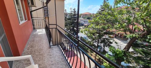 Sineva Guest House