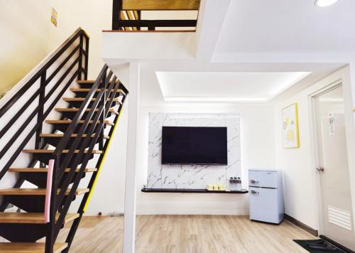 해피니스 예스 인 (Happiness Yes Inn) in 이란