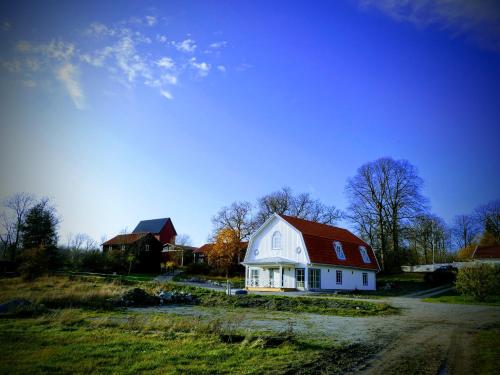 Jädra Gårdshotel - Hotel - Enköping