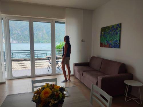 Lake Como Casa la Rosa apartment Iris - Apartment - Abbadia Lariana