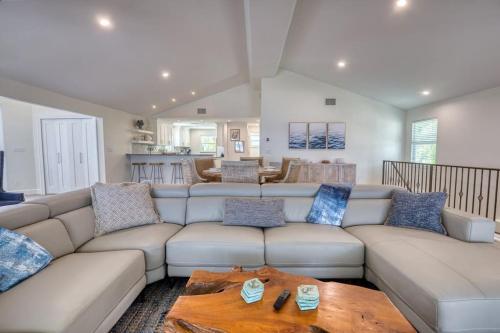 BEACHFRONT-Amazing Fishing,Shelling,Sunrise views! in North Captiva Island