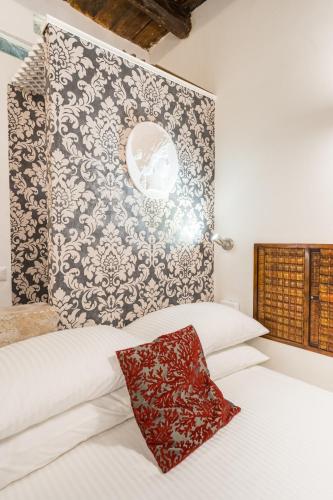 Intimo ed Eclettico Studio a Trastevere, Roma (foto 7)