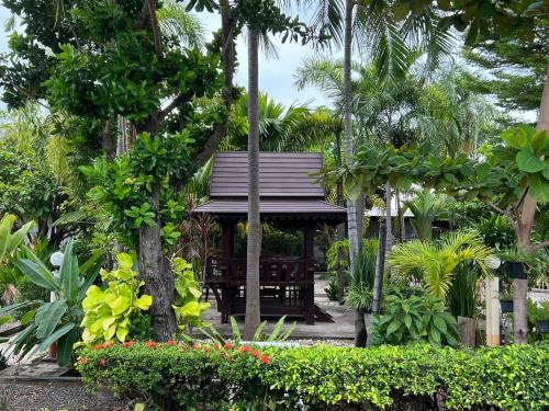 Suanpai Resort Sattahip