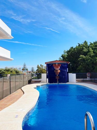 Pandangan, Vive Costa Azul in Benalmadena