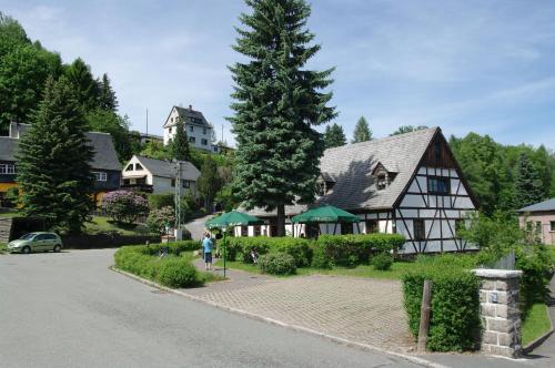 Wirtschaft & Pension Zum Huthaus