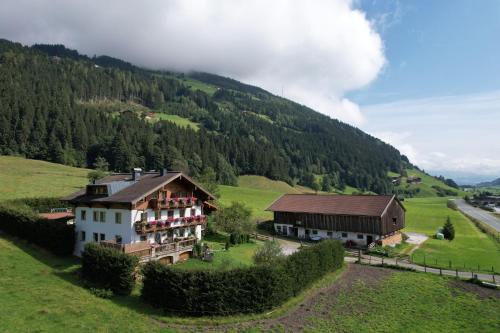 Ferienwohnungen Behamhof