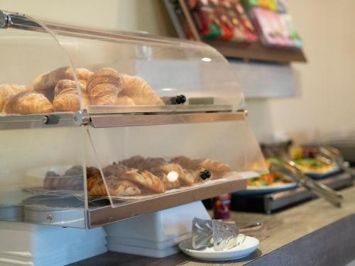 Garni Rosemari - image 8