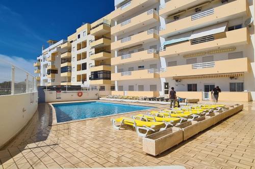 Vilamoura-Quarteira Beaches Apt with pool and sea view