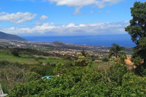 Apartment with Huge Deck Nestled in Marvelous Gardens - Nidos, La Orotava (fotografie 6)