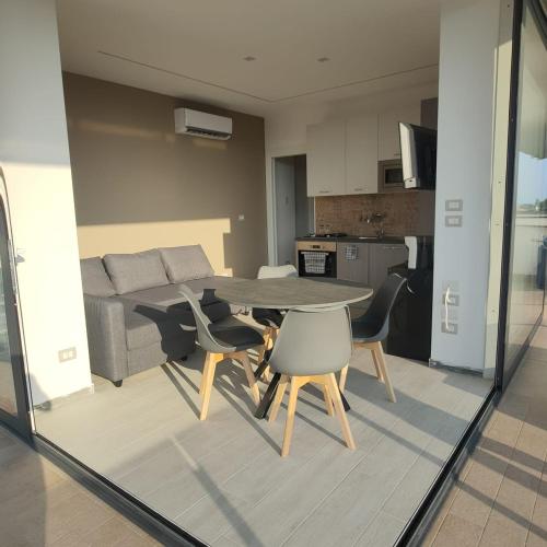  Recanati Chic Apartament -La Maison de la Madame in Giardini-Naxos