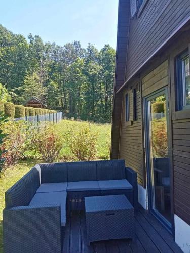 Chatka pod lasem in Jarnoltowek