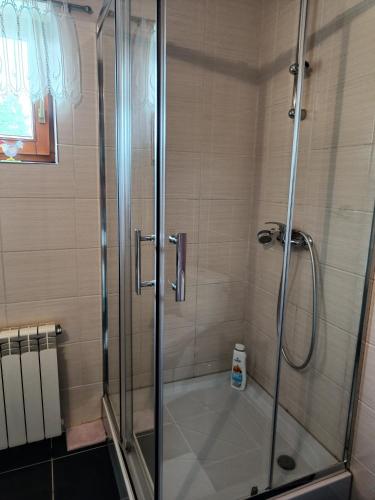 Pod Modrzewiami Pod Modrzewiami