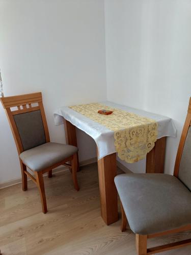 Pod Modrzewiami Pod Modrzewiami