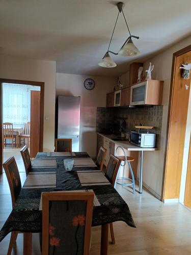 Pod Modrzewiami Pod Modrzewiami