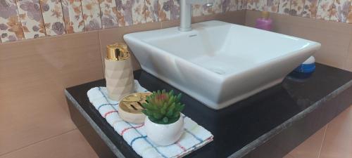 Sami BnB - Apt 05 Makongo after Mlimani City