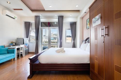 Nina Home- De Tham Street, D1