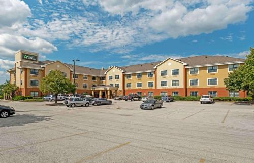 Extended Stay America Select Suites - Chicago - Hanover Park in Hanover Park, USA