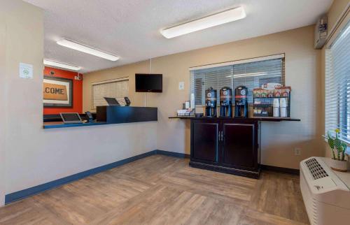 Extended Stay America Suites - Houston - The Woodlands