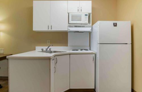 Extended Stay America Suites - Detroit - Canton