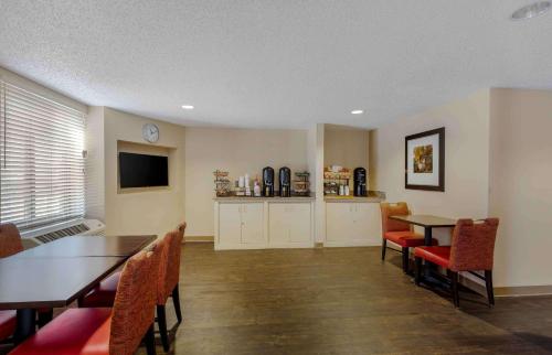 Extended Stay America Select Suites - Dallas - Las Colinas - Meadow Creek Dr in Irving, USA