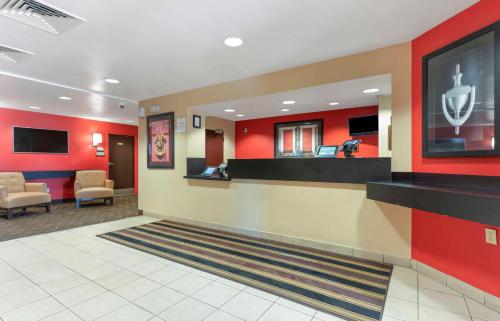 Lobby, Extended Stay America Suites - Stockton - Tracy in Tracy (CA)