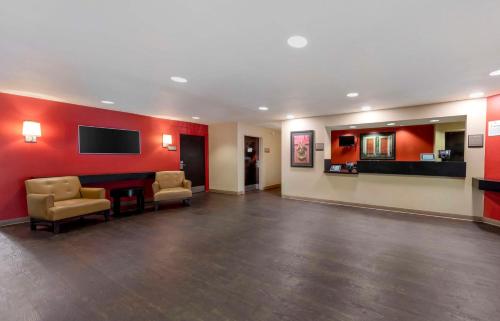 Extended Stay America Suites - Orange County - Katella Ave.